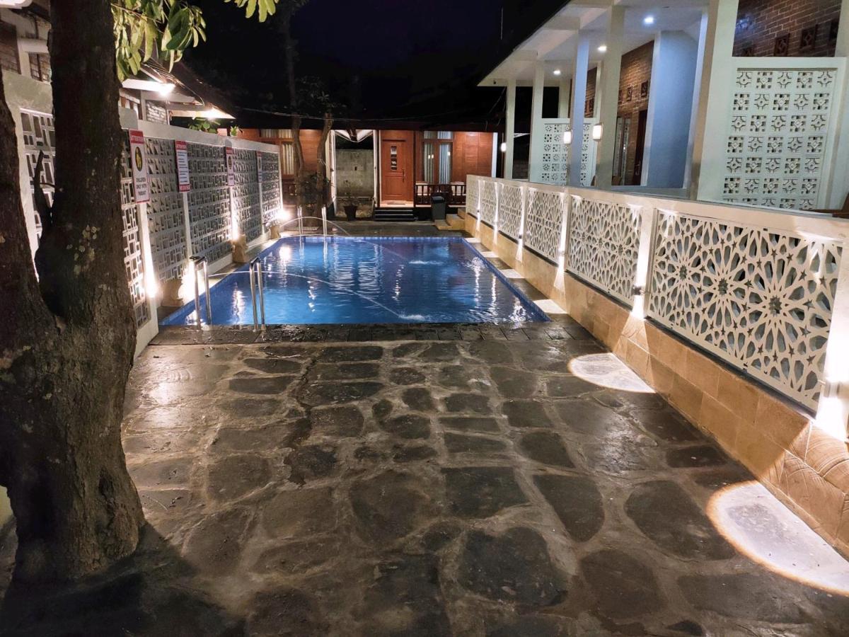 The Royal Joglo Otel Tepus Dış mekan fotoğraf