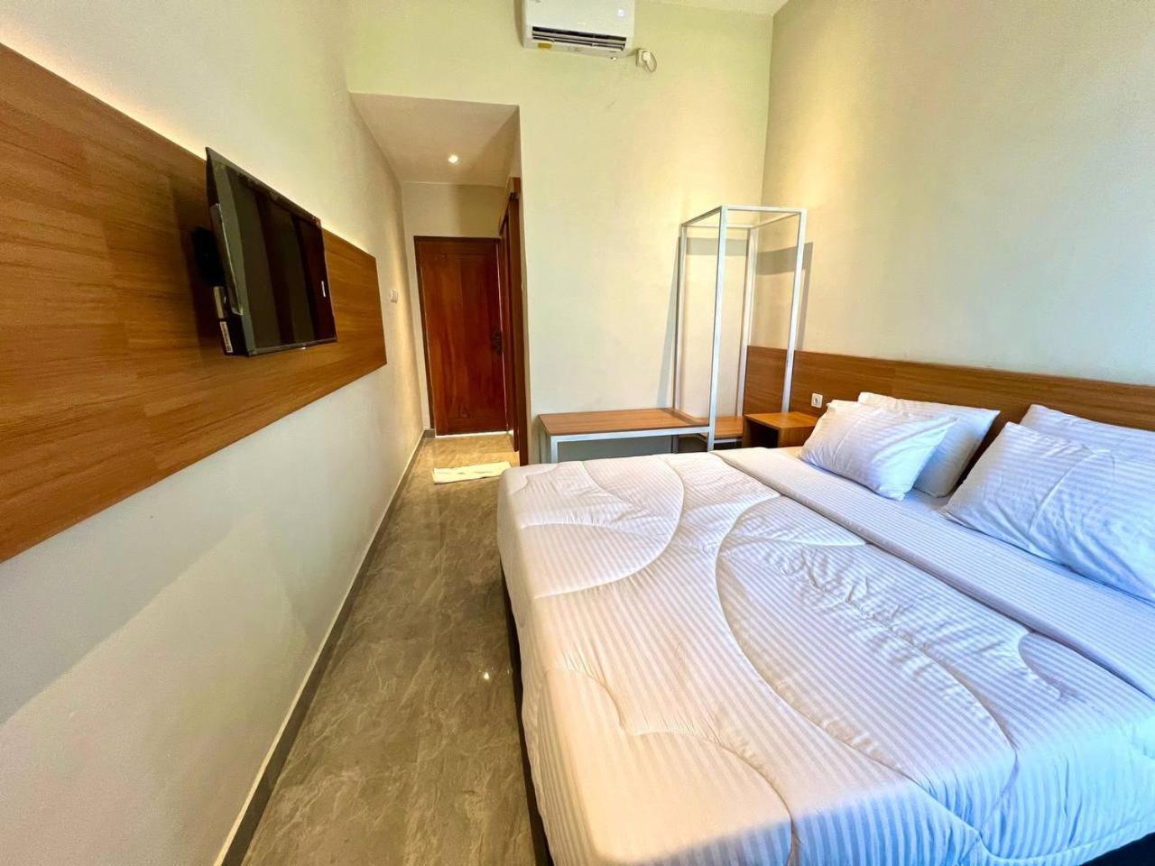 The Royal Joglo Otel Tepus Dış mekan fotoğraf